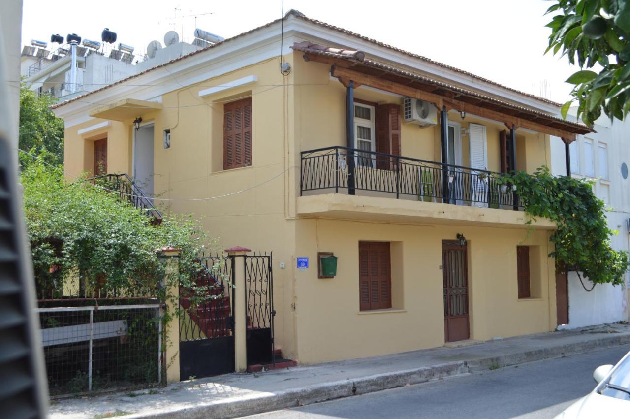 Martha IV Apartamento Amaliada Exterior foto
